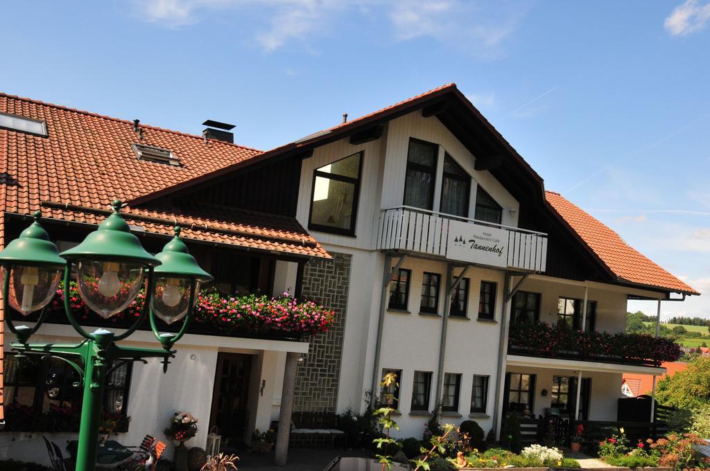 Hotel Tannenhof Bad Wünnenberg Екстериор снимка