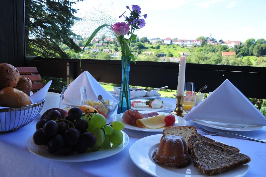 Hotel Tannenhof Bad Wünnenberg Екстериор снимка