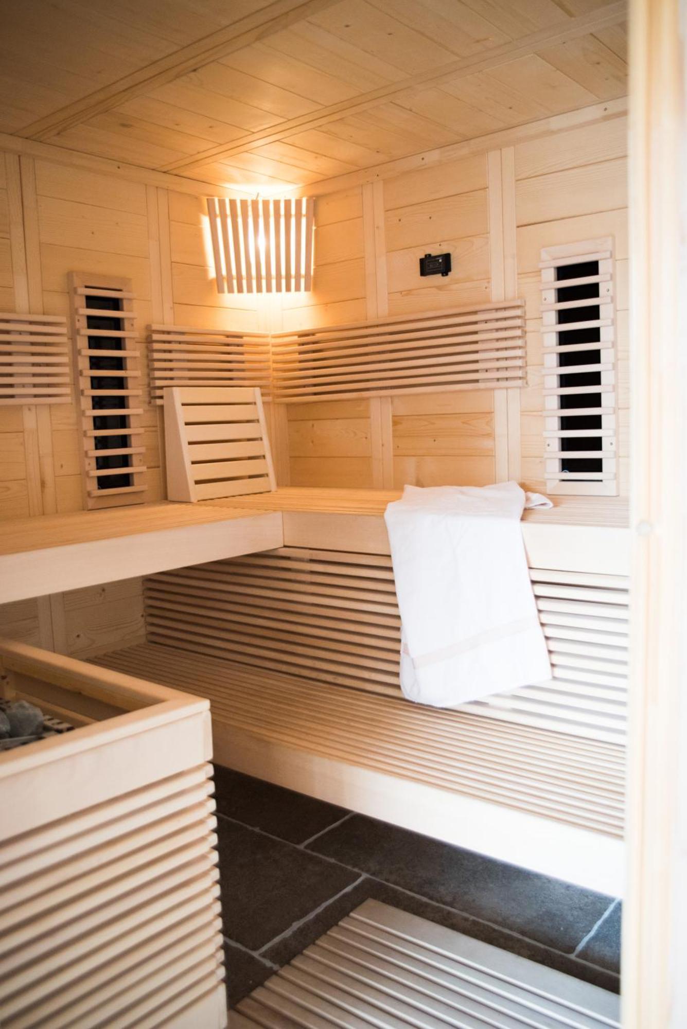 Hotel Tannenhof Bad Wünnenberg Екстериор снимка